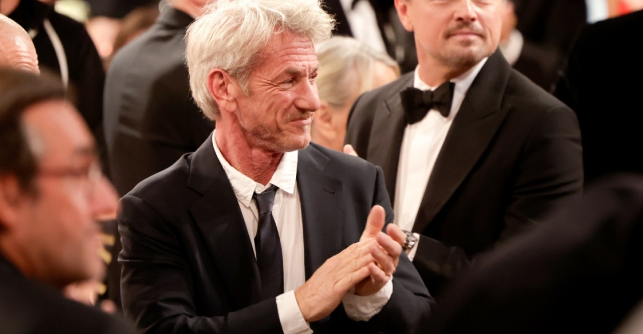 Το καυστικό σχόλιο της Νίκι Γκλέιζερ για την ηλικία του Σον Πεν και η αντίδραση του ηθοποιού 
