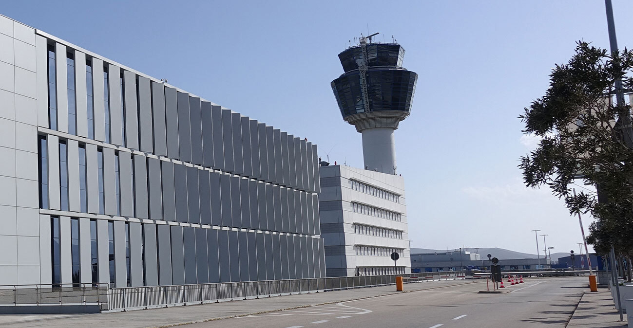 Κόλαφος το πόρισμα για το μπλακ άουτ στο FIR: Με μηχανήματα - αντίκες χωρίς ανταλλακτικά οι επικοινωνίες με τα αεροπλάνα