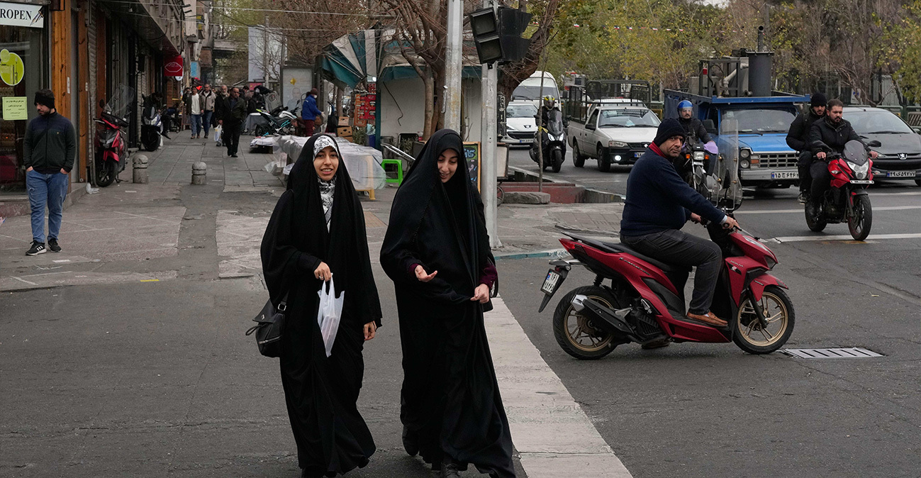 Ουδέν νεώτερον από το ιρανικό μέτωπο: Ανήσυχη ηρεμία στην Τεχεράνη, γιατί οι Άραβες σύμμαχοι των ΗΠΑ φρέναραν τα σχέδια Τραμπ