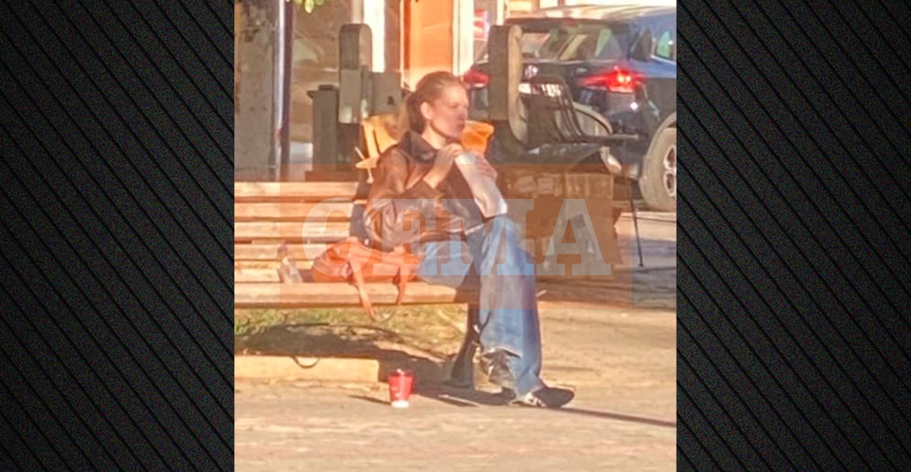 Πόρτα-πόρτα οι έρευνες για τη 16χρονη Λόρα: Οι φωτογραφίες από ιδιοκτήτη καφέ στη Βάρη που υποστηρίζει ότι την είδε
