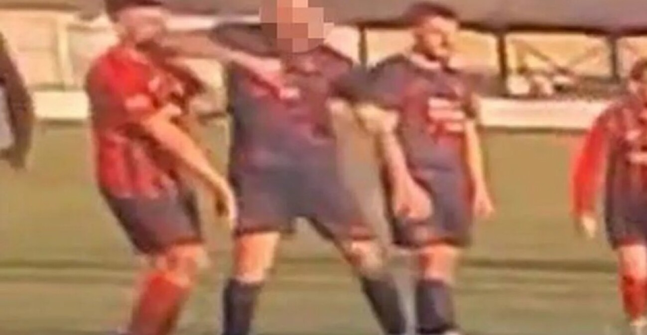 Ουαλία: Η αστυνομία συνέλαβε νταή ερασιτέχνη ποδοσφαιριστή που χτύπησε με αγκωνιά αντίπαλό του, δείτε βίντεο