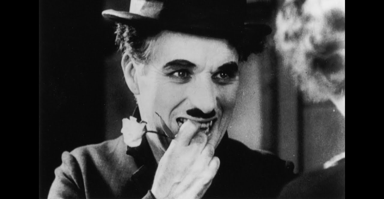 City Lights: Γιατί το τελευταίο πλάνο της ταινίας του Τσάρλι Τσάπλιν θεωρείται από τα κορυφαία στην ιστορία του κινηματογράφου