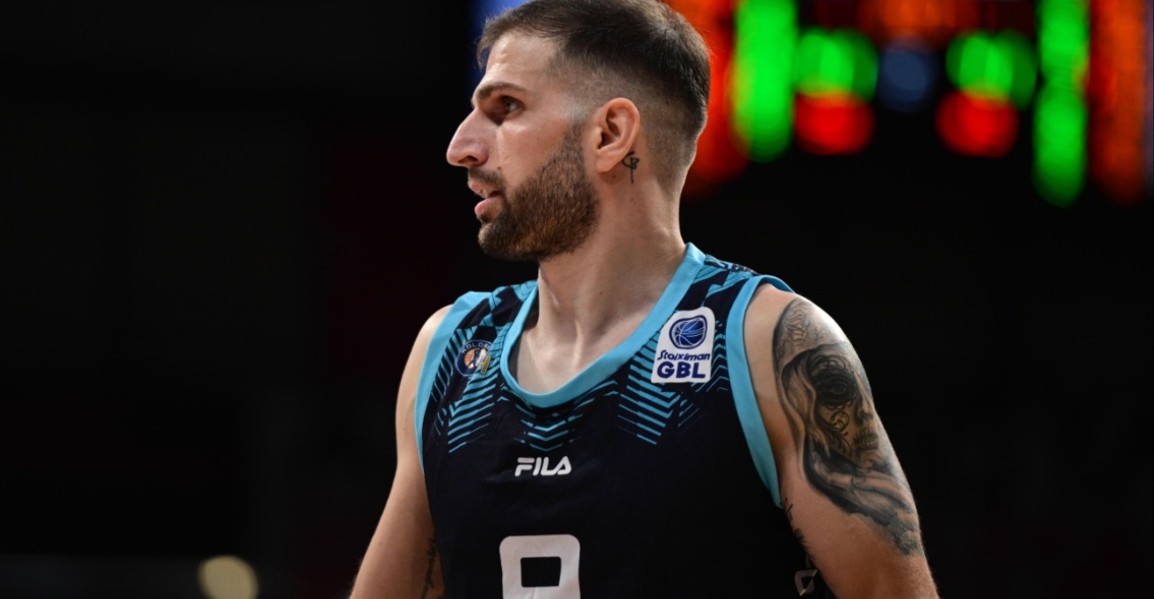 Αναδίπλωση Πετρόπουλου: Κατέβασε το προηγούμενο story και δίνει διευκρινίσεις για την ανάρτηση με τα «κομμένα φρένα»