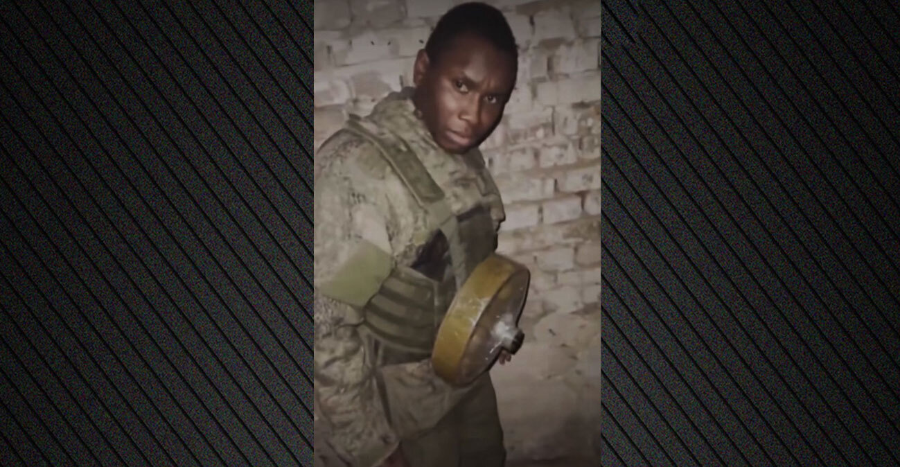 Οι Ρώσοι ζώνουν Αφρικανούς με νάρκες και τους στέλνουν στο μέτωπο, αφού τους εξαπάτησαν με υποσχέσεις για δουλειά - Συγκλονιστικές μαρτυρίες