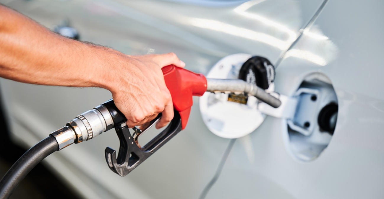 Επιχείρηση «κάθαρση» στην αγορά καυσίμων: Η καταδρομική έφοδος από ΑΑΔΕ και ελληνικό FBI στα πρατήρια της μαφίας