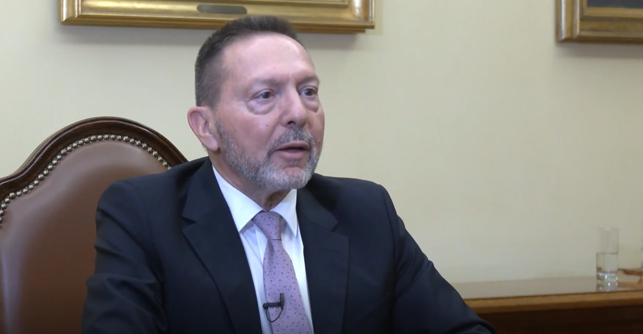 Στουρνάρας: Όταν αρνήθηκα την διοίκηση που ήθελε ο ΣΥΡΙΖΑ στην Τράπεζα Αττικής, έστειλαν το ΣΔΟΕ στην γυναίκα μου