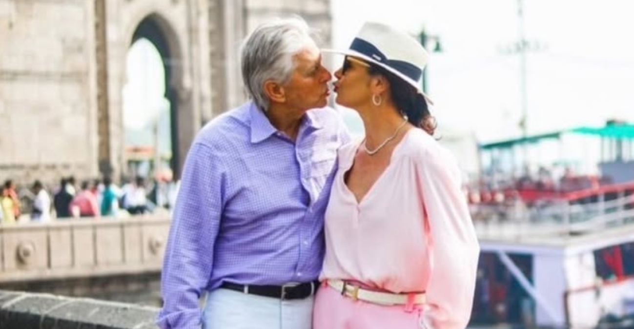 Η Κάθριν Ζέτα Τζόουνς δημοσίευσε φωτογραφίες από τα ταξίδια της με τον Μάικλ Ντάγκλας για την Ημέρα του Αγίου Βαλεντίνου