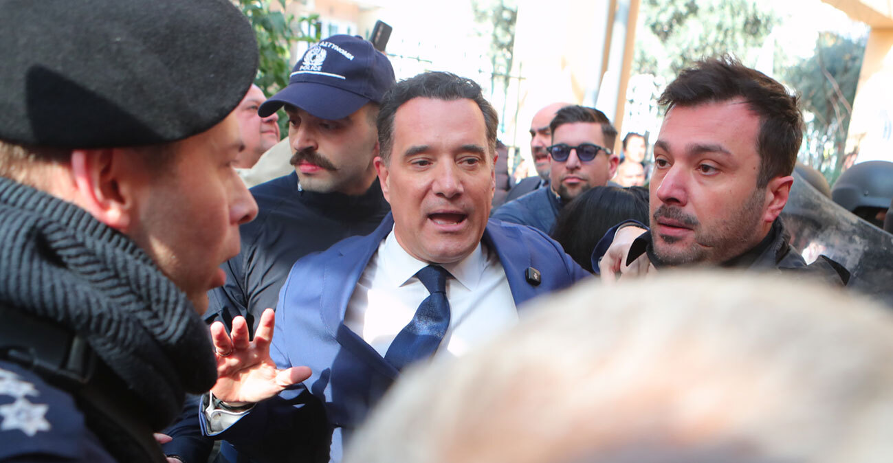 Δημογλίδου για τα επεισόδια στο νοσοκομείο Νίκαιας: Κάποιοι ήθελαν να δουν εικόνες να ανοίγουν το κεφάλι του υπουργού, τραυματίστηκαν αστυνομικοί