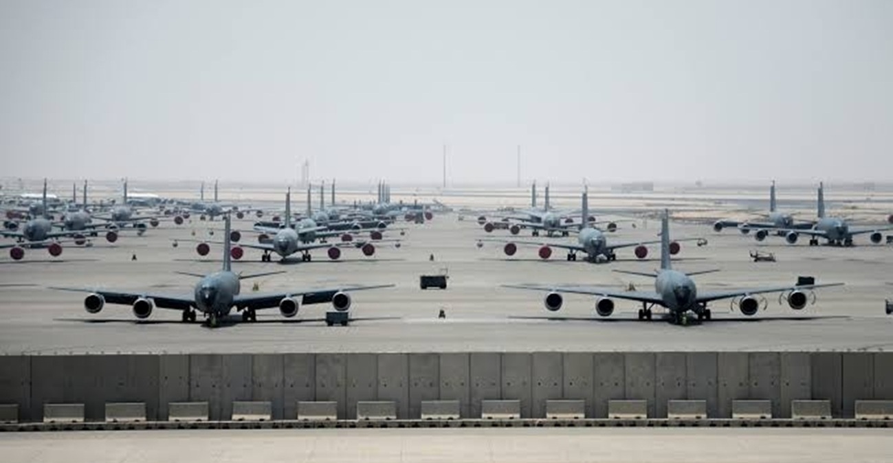 New York Times: Ποια σενάρια για χτύπημα στο Ιράν εξετάζουν οι ΗΠΑ, εκκενώνουν αμερικανικές βάσεις σε Κατάρ και Μπαχρέιν 