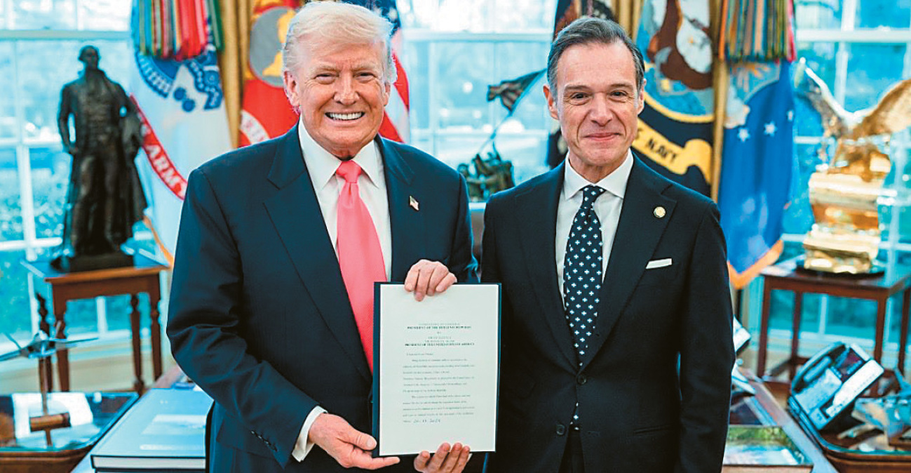 Πώς η Αθήνα «ξεκλείδωσε» σε έναν χρόνο τον Τραμπ: Ενέργεια, άμυνα, ο ρόλος της Γκιλφόιλ και η συνάντηση Γεραπετρίτη με Ρούμπιο