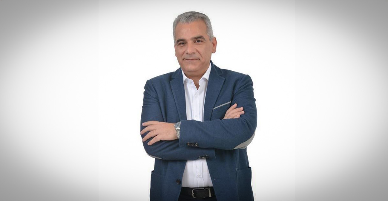 Ο καθηγητής Δημήτρης Ξενάκης στο protothema για το περιστατικό με την «Ελληνίδα μάνα» του φοιτητή: Είχε τον αέρα της εξουσίας, τύπου ξέρεις ποιος είμαι εγώ;