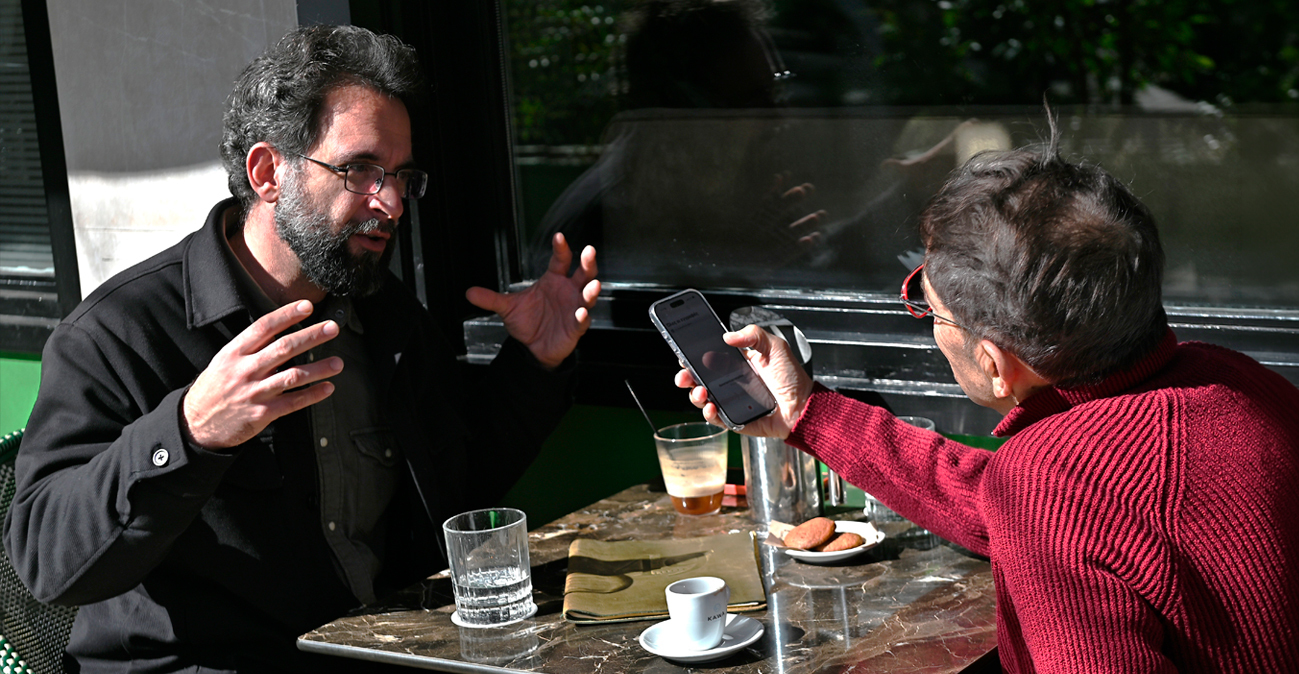 Ιάσονας Χανδρινός στον Δανίκα: «Η γερμανική προπαγάνδα τα βάφτιζε όλα κομμουνισμό για να προκαλέσει τον Εμφύλιο»