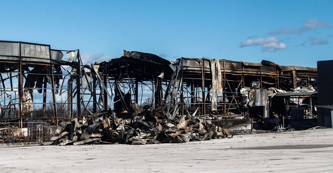 Έκρηξη στη Βιολάντα: Οι επόμενες κινήσεις της δικαιοσύνης μετά το πόρισμα του ΕΜΠ για τον σωλήνα προπανίου