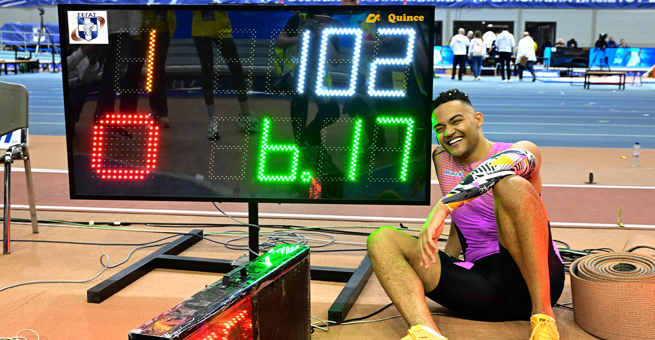 Τρομερός Καραλής στην Παιανία: Πέταξε στα 6,17μ και «διέλυσε» το πανελλήνιο ρεκόρ, βίντεο