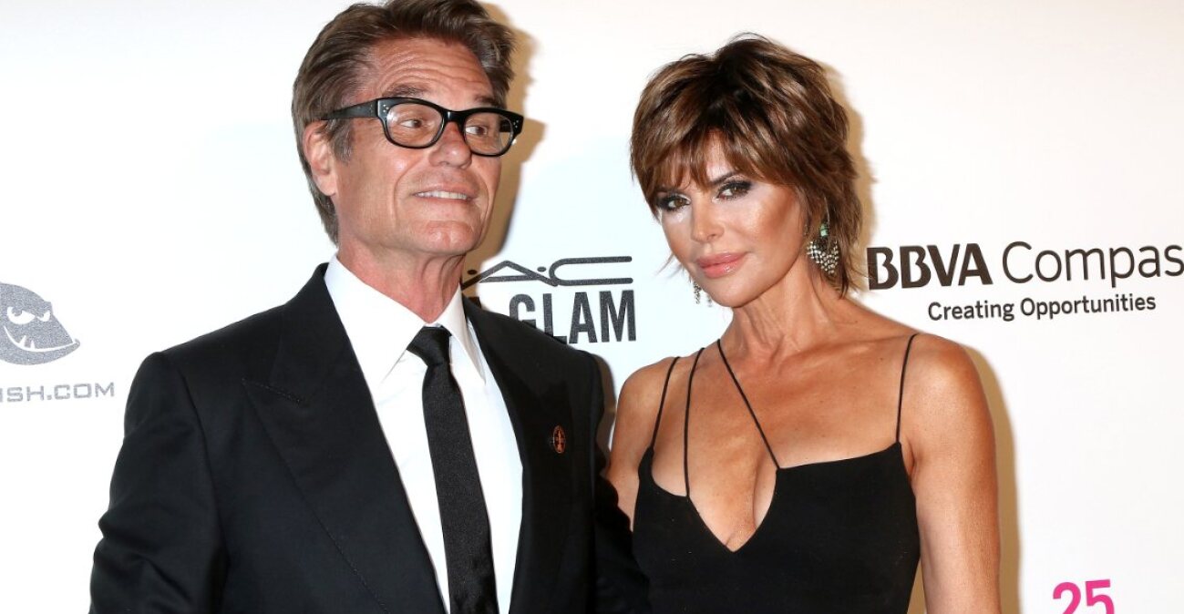 Η Λίζα Ρίνα διέψευσε τις φήμες ότι ο σύζυγός της είναι γκέι: Όταν είσαι ωραίος άντρας στο Χόλιγουντ λένε ότι είσαι ομοφυλόφιλος