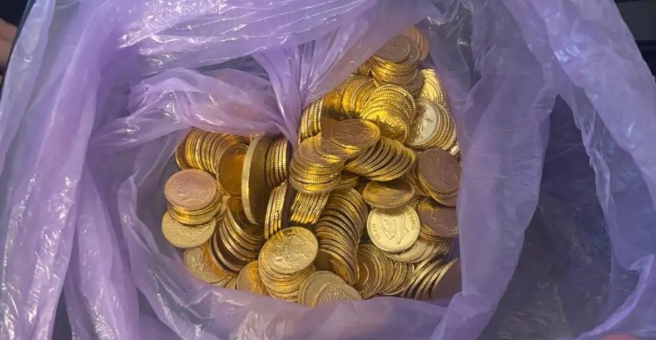 Σε σκηνές δήλωνε ότι έμενε η οικογένεια των Ρομά που πιάστηκε για την απάτη του ενός εκατ. ευρώ με τις λίρες στη Λάρισα, τα νέα στοιχεία της έρευνας
