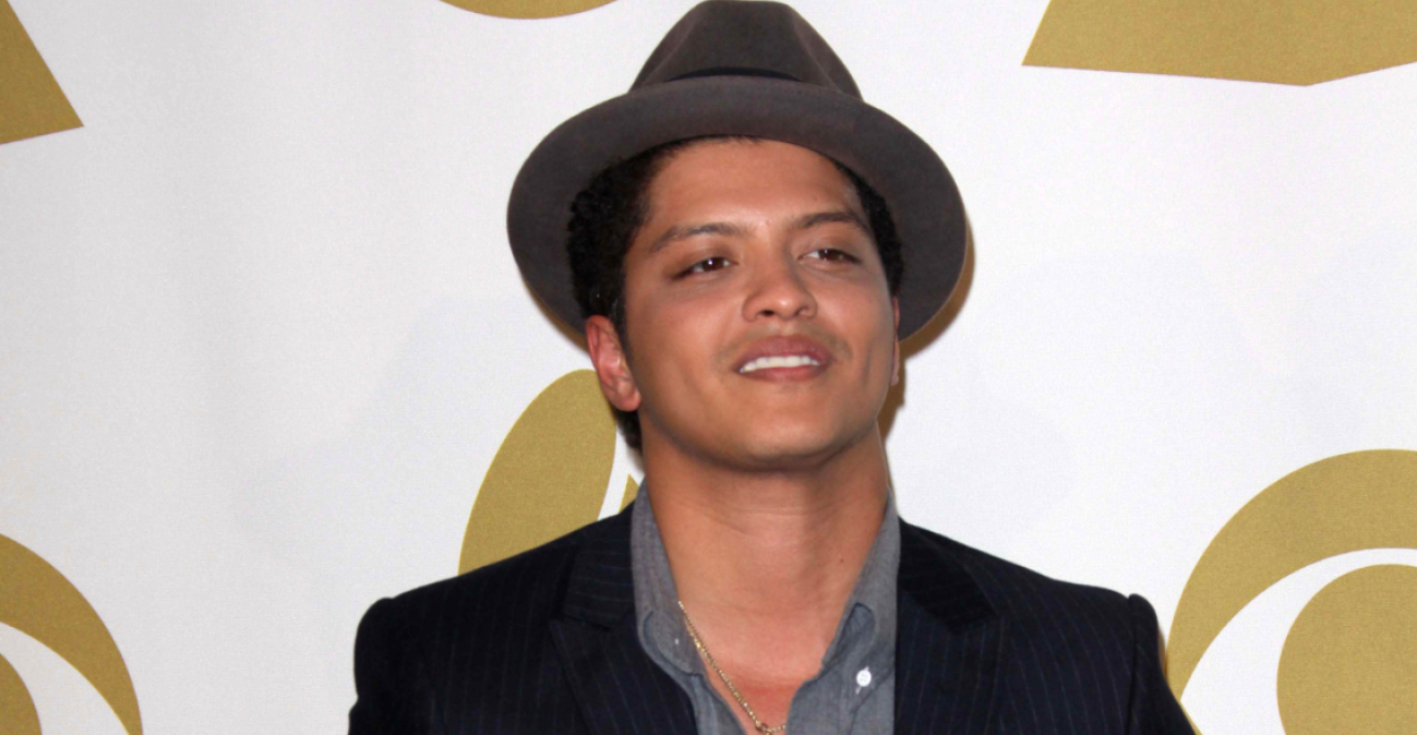 Μπρούνο Μαρς: Ιστορική επιστροφή στην κορυφή του Billboard 200 μετά από 13 χρόνια