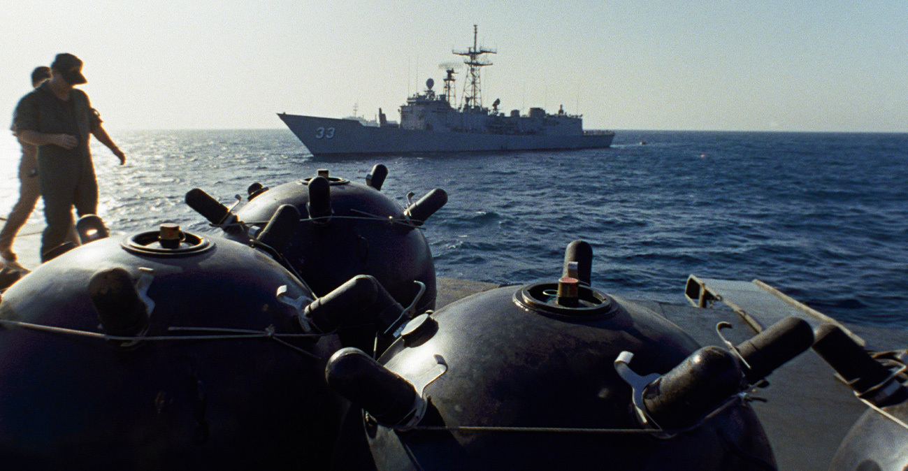 Τραμπ προς Ιράν: Αν βάλατε νάρκες στα Στενά του Ορμούζ, οι στρατιωτικές συνέπειες θα είναι πρωτόγνωρες