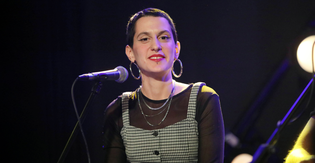 Το βαλς των χαμένων ονείρων: Το viral τραγούδι της Μαριάνας Κατσιμίχα αλλάζει τίτλο έπειτα από επιθυμία του γιου του Μάνου Χατζιδάκι