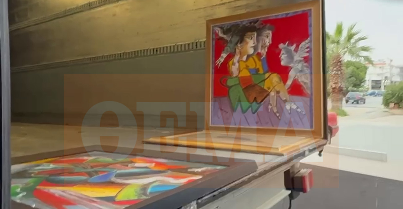 Πάνω από 300 πλαστοί πίνακες και περισσότερα από 200.000 ευρώ σε μετρητά βρέθηκαν στην γκαλερί του Γιώργου Τσαγκαράκη που συνελήφθη