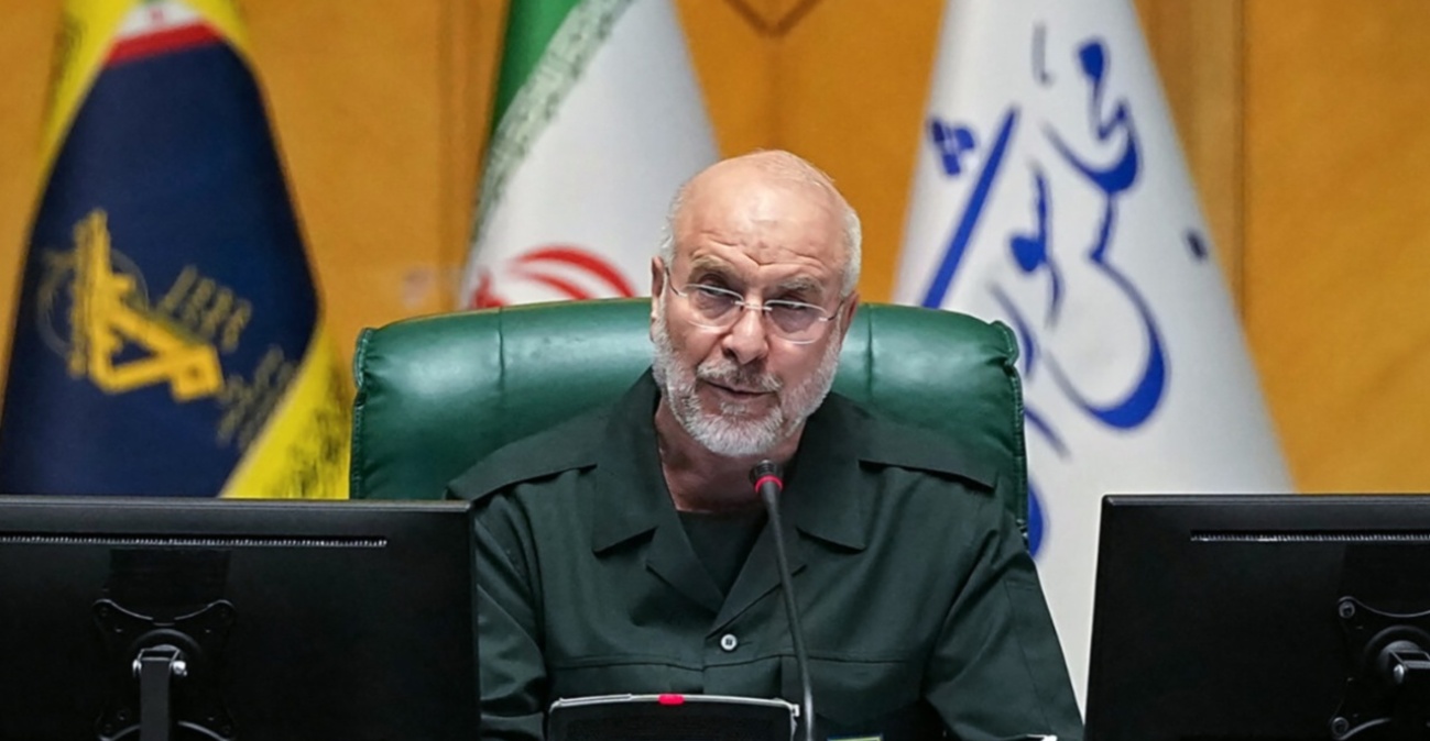 Politico: Ο Τραμπ εξετάζει τον Γκαλιμπάφ ως πιθανό διαπραγματευτή και μελλοντικό ηγέτη του Ιράν 