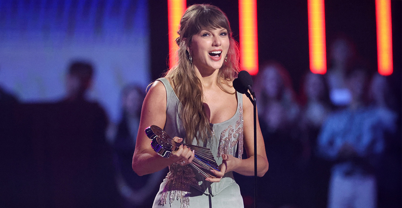 Η Τέιλορ Σουίφτ δήλωσε «χαρούμενη, γεμάτη αυτοπεποίθηση και ελεύθερη» λόγω του Τράβις Κέλσι