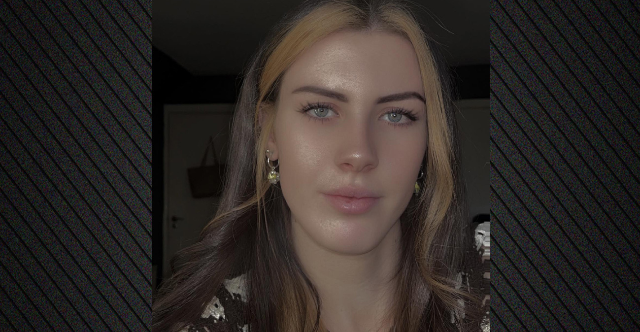 Πήγε το revenge porn σε άλλο επίπεδο: 24χρονη στη Βρετανία έστειλε γυμνή φωτογραφία του πρώην της στη μάνα του