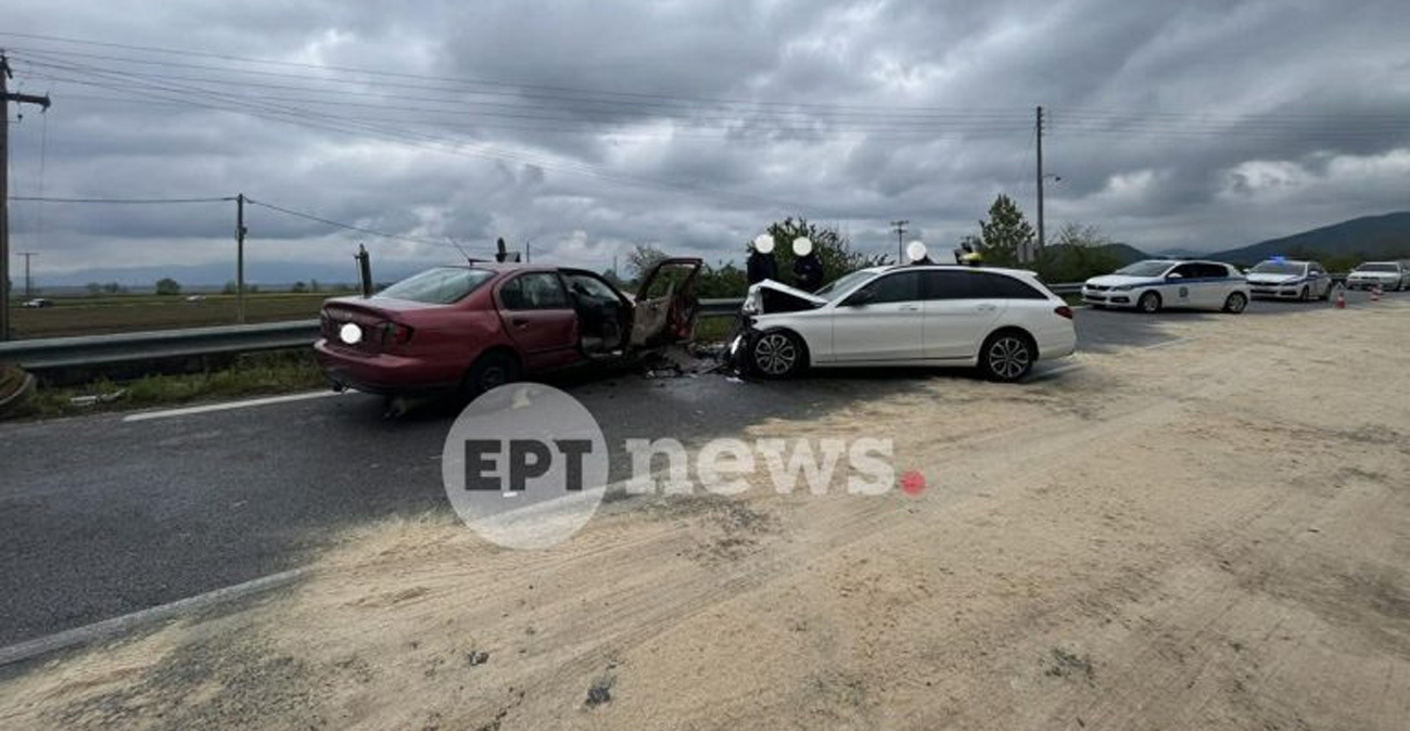 Στην αγκαλιά της μητέρας του στο μπροστινό κάθισμα βρισκόταν το 3χρονο παιδί που σκοτώθηκε σε τροχαίο στην Καβάλα
