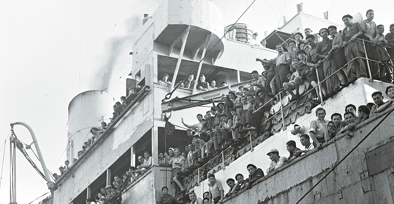 Το πλοίο που έσωσε την ελίτ της ελληνικής διανόησης και η μυστηριώδης ιστορία του άγνωστου επιβάτη 