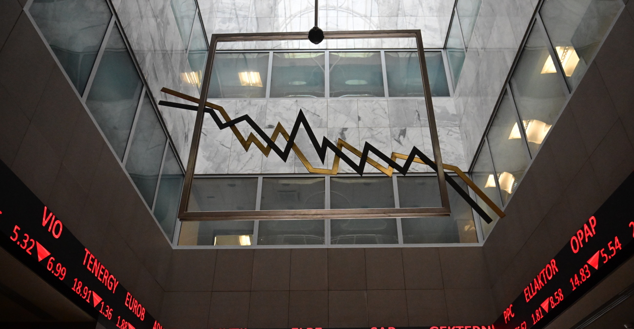 Απώλειες άνω του 2% στο Χρηματιστήριο: «Βαρίδι» η κλιμάκωση των εντάσεων στη Μέση Ανατολή - Βουτιά για τις τράπεζες