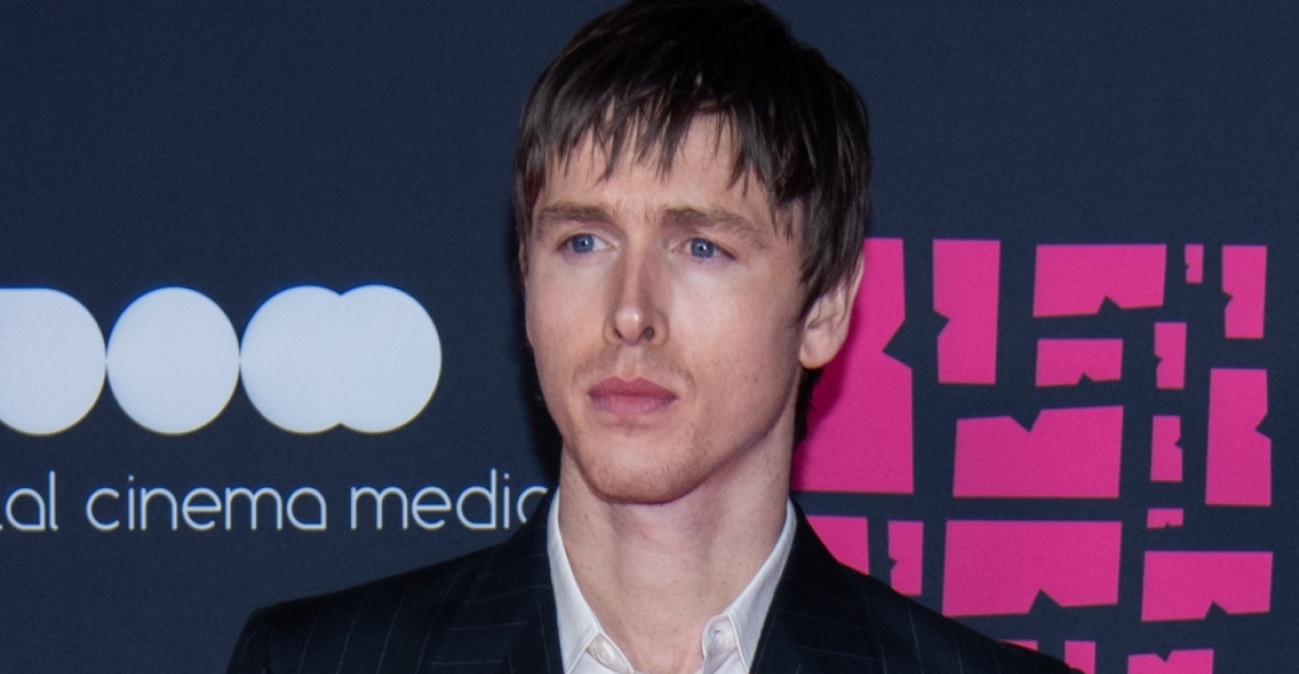 Στα φαβορί για τον ρόλο του Τζέιμς Μποντ ο Χάρις Ντίκινσον, ανεβαίνουν οι αποδόσεις του στα στοιχήματα