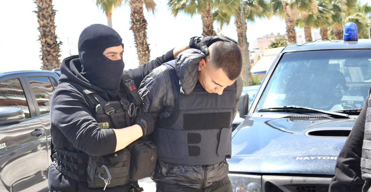 Ομολόγησε τη δολοφονία στον Άγιο Δημήτριο ο 20χρονος, πήρε προθεσμία για την Τρίτη - Τη Δευτέρα απολογούνται ο 18χρονος και οι δύο κοπέλες