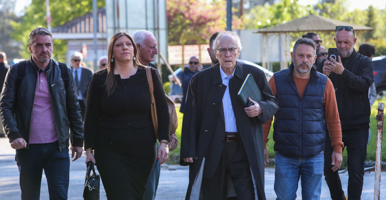 Διεκόπη η δίκη για τα Τέμπη: «Έλεος, αυτό πρώτη φορά το αντιμετωπίζω» είπε αγανακτισμένη η πρόεδρος