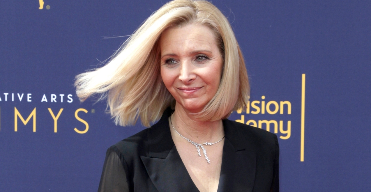 Η Λίζα Κούντροου αποκάλυψε το ποσό που συνεχίζουν να κερδίζουν οι πρωταγωνιστές από «Τα Φιλαράκια» 20 χρόνια μετά το φινάλε