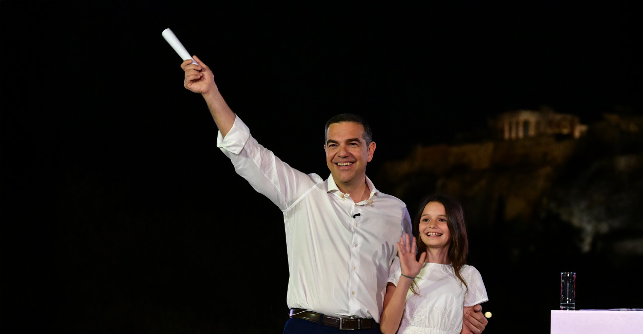 Αμήχανη υποδοχή, σκωπτικές αντιδράσεις και ποιοι στήριξαν με το «καλημέρα» την ΕΛΑΣ του Τσίπρα: Οι πρώην σύντροφοι, οι βουλευτές και τα νέα πρόσωπα
