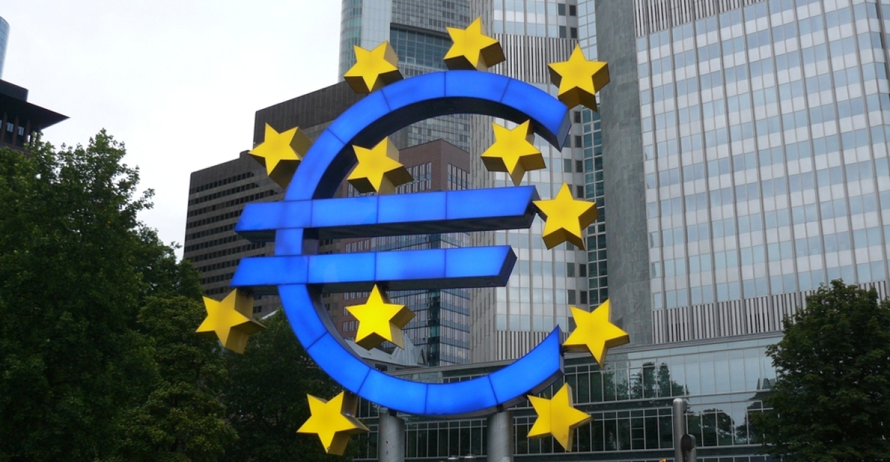 Επιτόκια: Νέα αύξηση προ των πυλών, κερδίζουν οι τράπεζες, μένουν πίσω οι καταθέτες