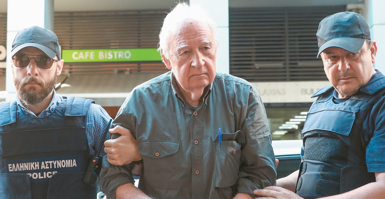 «Δεν υπάρχει βάσιμη προσδοκία έντιμης διαβίωσης στο μέλλον»: Το σκεπτικό της απόφασης του Αρείου Πάγου για την επιστροφή του Γιωτόπουλου στη φυλακή
