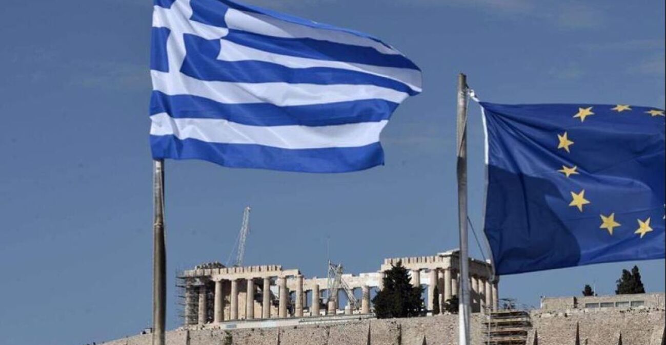 Η Ελλάδα αγοράζει επτά χρόνια φθηνότερου χρέους: Πώς οι πρόωρες αποπληρωμές μειώνουν τον λογαριασμό των τόκων