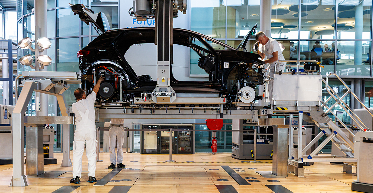 Volkswagen σε ιστορική κρίση: Ο κινεζικός εφιάλτης χτυπά την καρδιά της γερμανικής βιομηχανίας, 100.000 θέσεις εργασίας στον αέρα