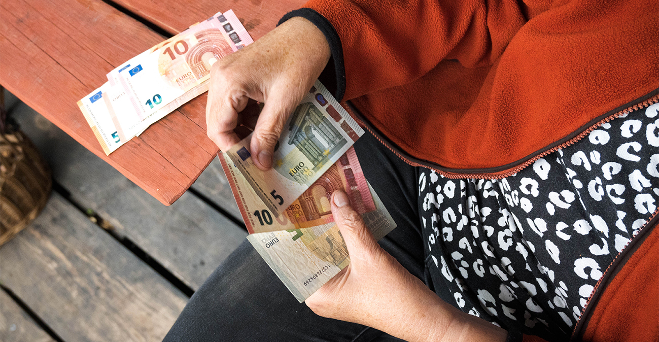 Χωρίς οικονομικά κριτήρια η ενίσχυση των 400 ευρώ σε 2.2 εκατ. συνταξιούχους

