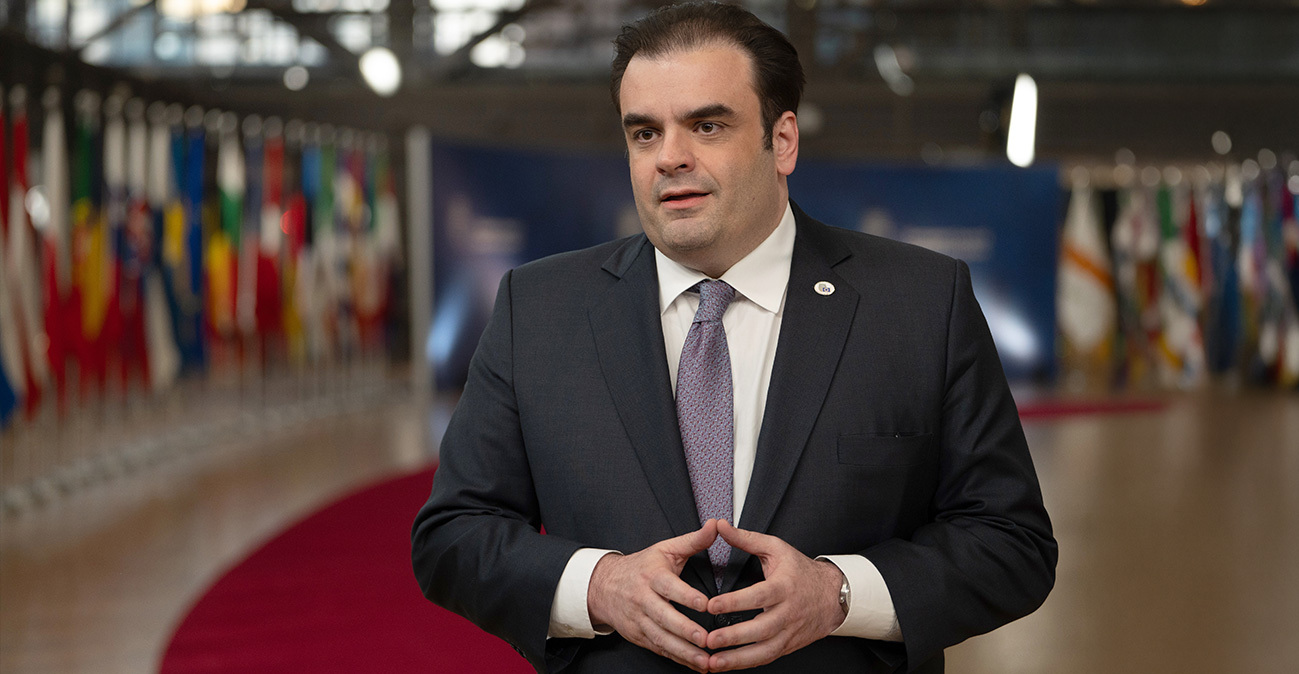 Ο Πιερρακάκης απαντά σε ερωτήσεις για τα χρέη και τους servicers: Τι ισχύει για τις 120 δόσεις και τους πλειστηριασμούς