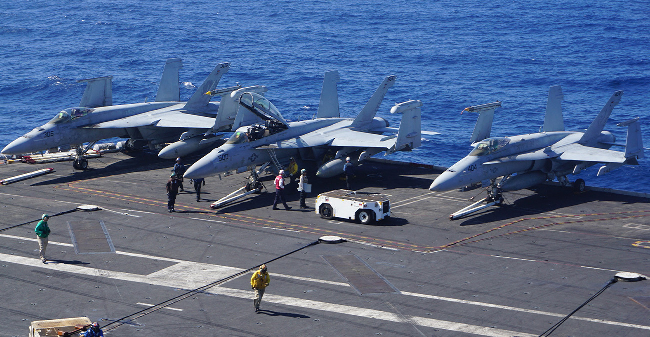 Αντίστροφη μέτρηση για χτύπημα των ΗΠΑ στο Ιράν: Αμερικανοί και Βρετανοί εκκενώνουν βάσεις, ευθεία απειλή για δολοφονία Τραμπ από την Τεχεράνη