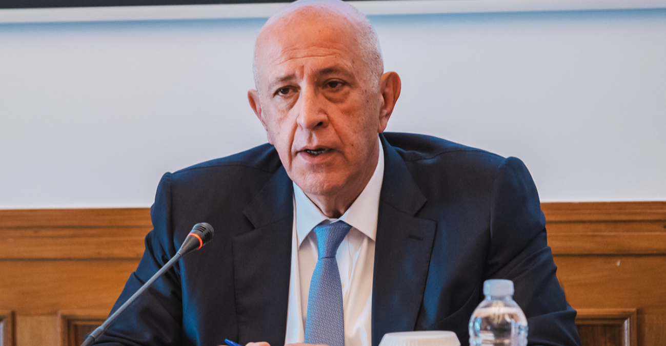 Θεοδωρόπουλος: «Το μοντέλο ανάπτυξης της τελευταίας περιόδου εξαντλείται» – Το στοίχημα της παραγωγικότητας, οι μισθοί και η AI