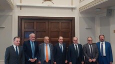 Αποδέκτης πληθώρας θεμάτων προς επίλυση ήταν ο Ιωάννης Μπούγας κατά τη συνάντησή του με τους δικηγόρους