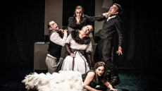 Nomsferatu: Μία μαύρη κωμωδία που θυμίζει βωβό κινηματογράφο