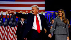 Ο Τραμπ επέλεξε να τοποθετήσει 3 από τους προσωπικούς του δικηγόρους σε θέσεις - κλειδιά στο υπουργείο Δικαιοσύνης