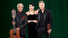 Κώστας Χατζής - Γιάννης Σαββιδάκης τραγουδούν τους μεγάλους συνθέτες 