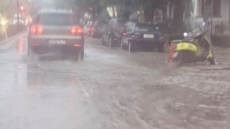 Κακοκαιρία Alexandros: Έντονες βροχές στα Ιωάννινα - Γέμισαν νερό οι δρόμοι