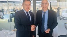 Συνάντηση του υπουργού Μετανάστευσης με τον Ύπατο Αρμοστή του ΟΗΕ για τα Ανθρώπινα Δικαιώματα