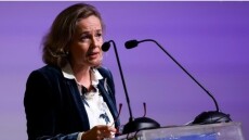 Στην Ελλάδα η πρόεδρος της Ευρωπαϊκής Τράπεζας Επενδύσεων – Συνάντηση με Μητσοτάκη